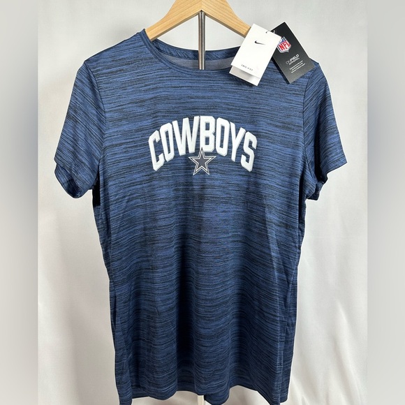 Nike Tops - Nike Cowboy’s short sleeve Dry Fit style TShirt women’s lightweight medium shirt